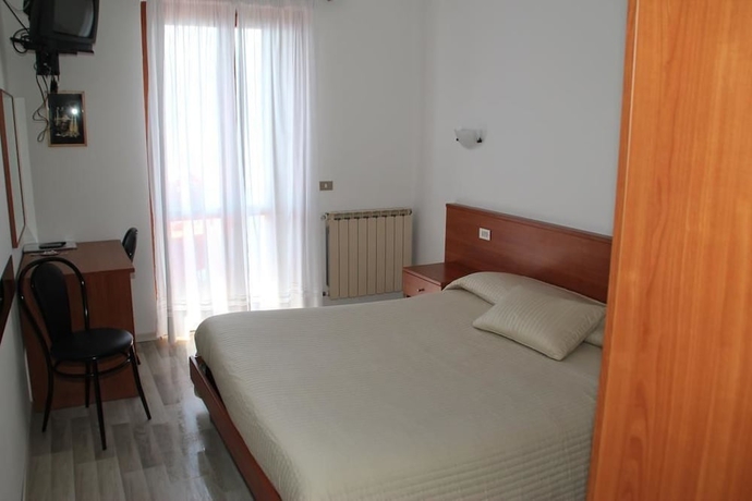 Imagen de la habitación del Hotel Sole, Cannero Riviera. Foto 17