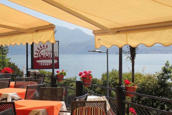 Imagen del bar/restaurante del Hotel Sole, Cannero Riviera. Foto 10