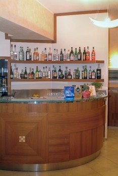 Imagen del bar/restaurante del Hotel Sole, Castione Della Presolana. Foto 2