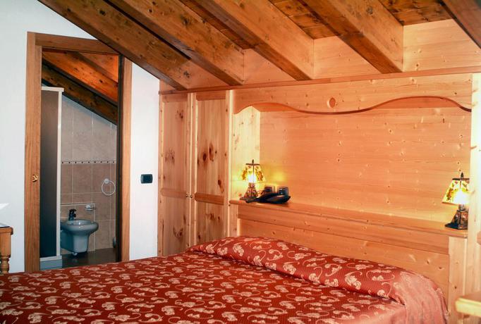 Imagen de la habitación del Hotel Sole, Castione Della Presolana. Foto 7