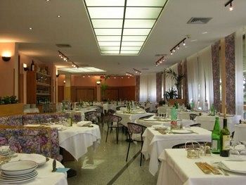 Imagen del bar/restaurante del Hotel Sole, Chianciano Terme. Foto 6