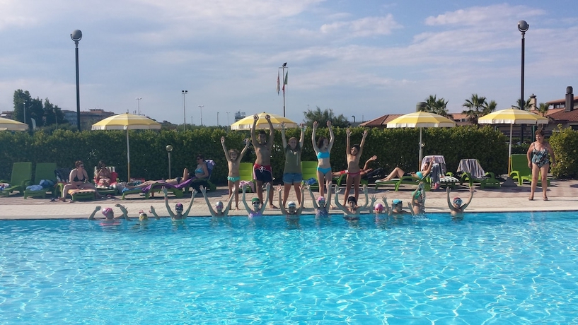 Imagen de la piscina del Hotel Sole, Chioggia. Foto 17