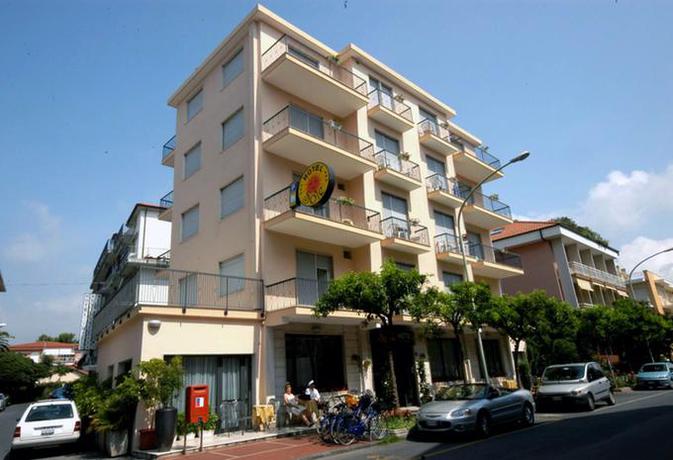 Imagen general del Hotel Sole, Diano Marina. Foto 1