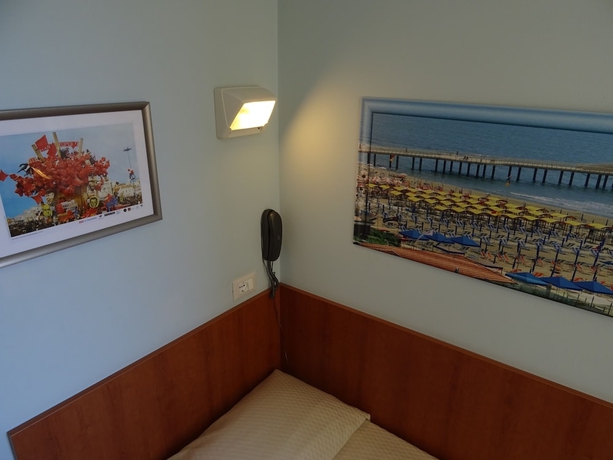 Imagen de la habitación del Hotel Sole E Mare. Foto 14