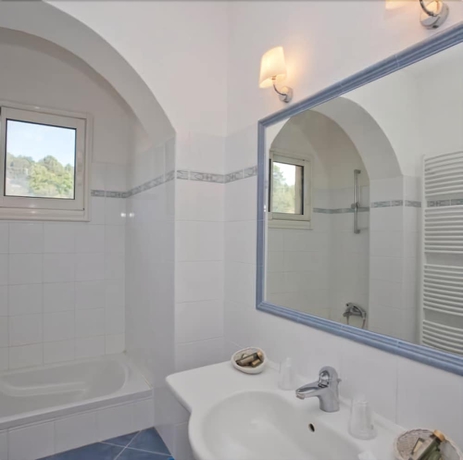 Imagen de la habitación del Hotel Sole E Monti. Foto 16