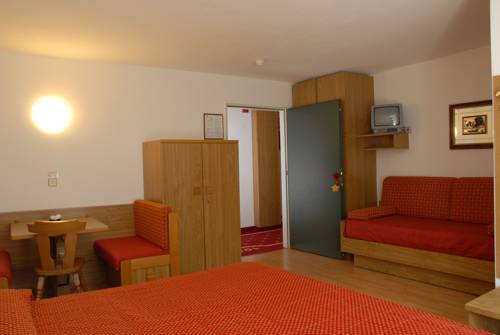 Imagen de la habitación del Hotel Sole Family. Foto 4