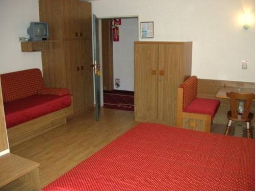 Imagen de la habitación del Hotel Sole Family. Foto 11