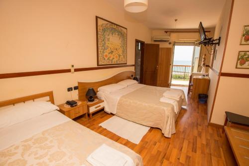 Imagen de la habitación del Hotel Sole, Gela. Foto 6