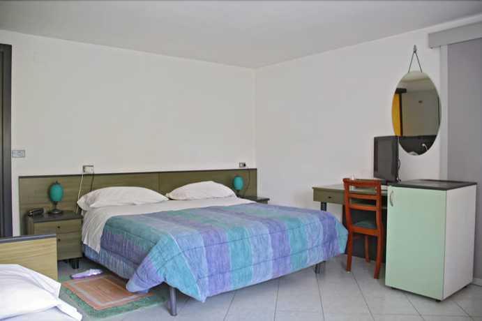 Imagen de la habitación del Hotel Sole, Giulianova. Foto 3