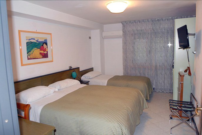 Imagen de la habitación del Hotel Sole, Giulianova. Foto 7