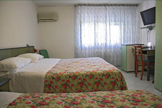Imagen de la habitación del Hotel Sole, Giulianova. Foto 9