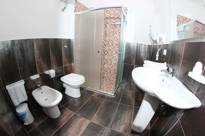 Imagen de la habitación del Hotel Sole, Lampedusa. Foto 6
