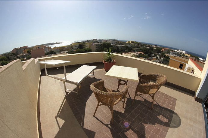 Imagen de la habitación del Hotel Sole, Lampedusa. Foto 12