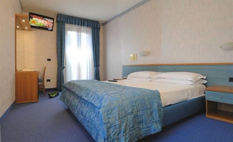 Imagen de la habitación del Hotel Sole - Limone. Foto 11