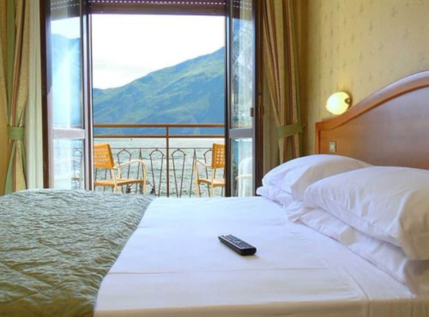 Imagen de la habitación del Hotel Sole - Limone. Foto 13