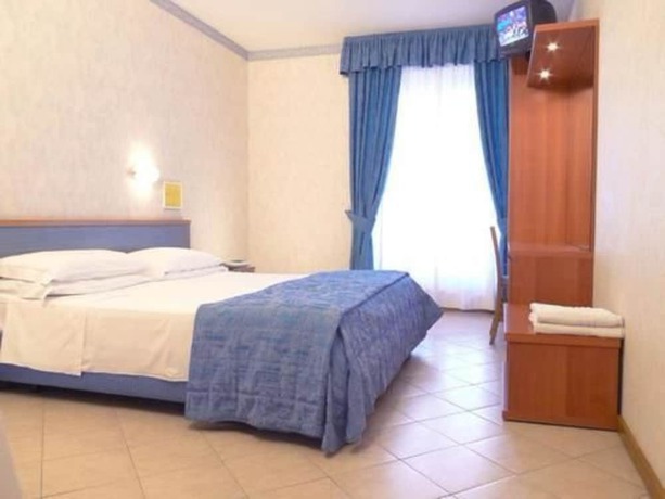Imagen de la habitación del Hotel Sole - Limone. Foto 15
