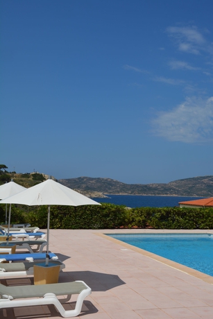 Imagen de la piscina del Hotel Sole Mare, Calvi. Foto 14