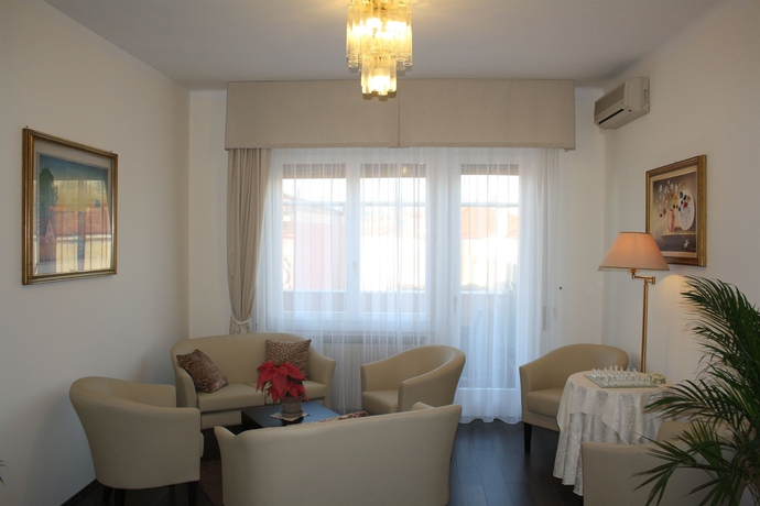 Imagen de los interiores del Hotel Sole Mare, San Remo. Foto 11