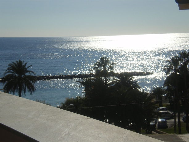 Imagen de los exteriores del Hotel Sole Mare, San Remo. Foto 10