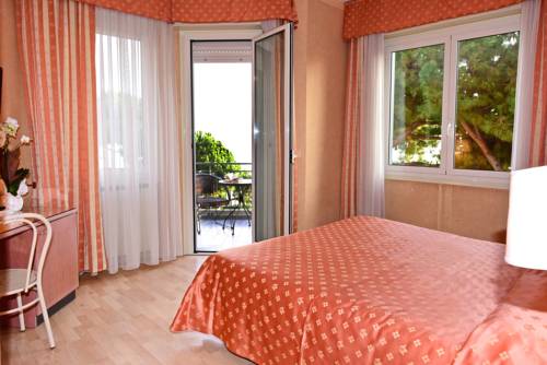 Imagen de la habitación del Hotel Sole Mare, Ventimiglia. Foto 8