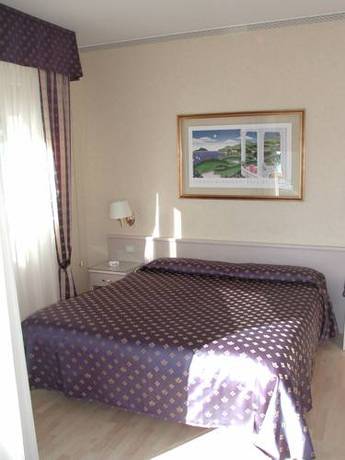 Imagen de la habitación del Hotel Sole Mare, Ventimiglia. Foto 11