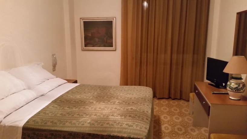 Imagen de la habitación del Hotel Sole, Nocera Inferiore. Foto 2