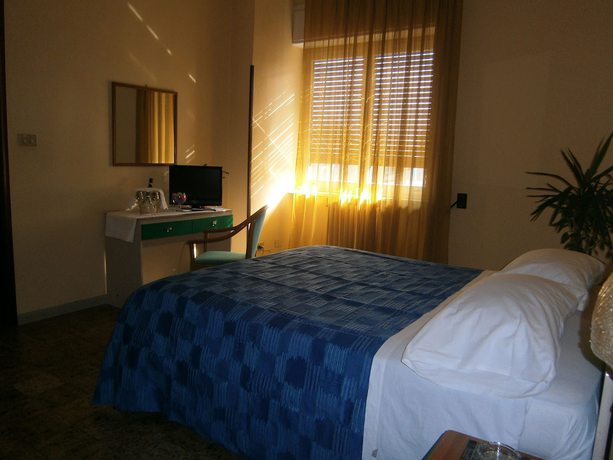 Imagen de la habitación del Hotel Sole, Nocera Inferiore. Foto 3