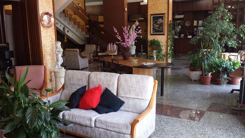 Imagen de los interiores del Hotel Sole, Nocera Inferiore. Foto 16