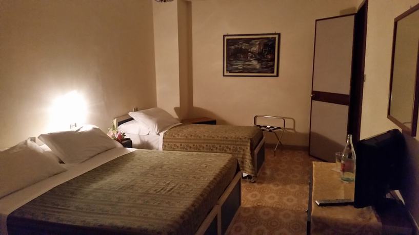 Imagen de la habitación del Hotel Sole, Nocera Inferiore. Foto 12