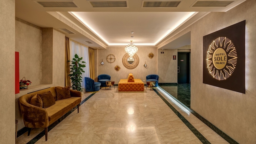 Imagen de los interiores del Hotel Sole Palace. Foto 18