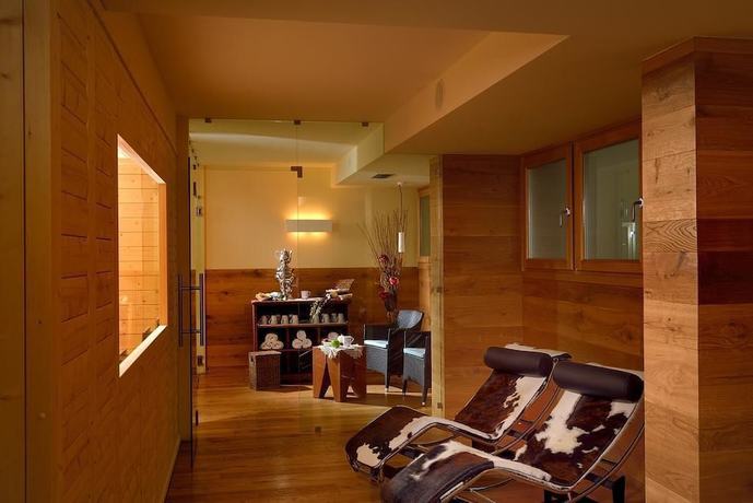 Imagen de la piscina del Hotel Sole, Pondasio. Foto 18