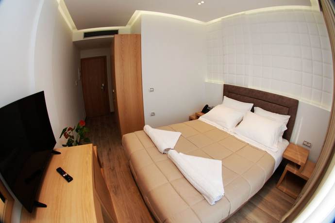 Imagen de la habitación del Hotel Sole, Sarande. Foto 5