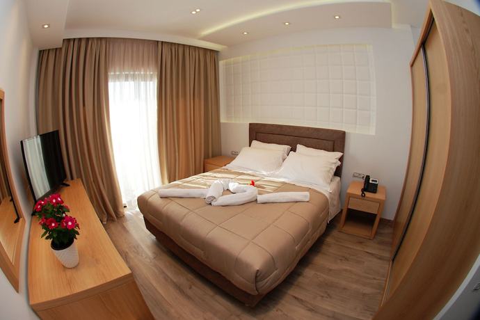 Imagen de la habitación del Hotel Sole, Sarande. Foto 13