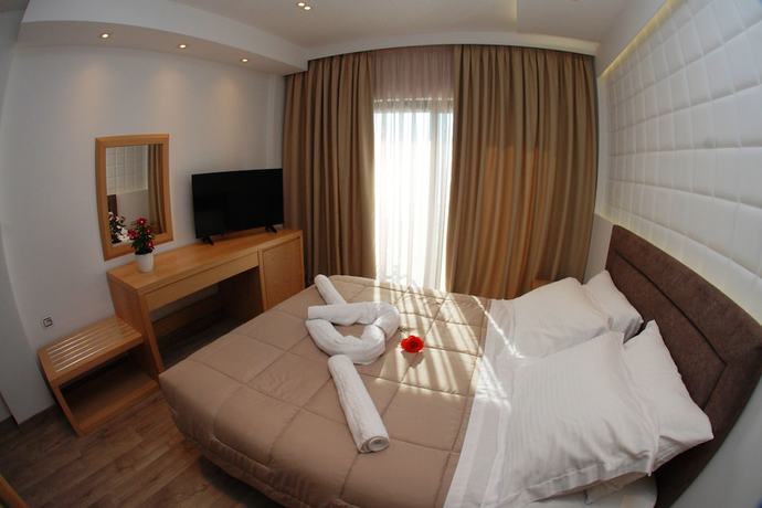 Imagen de la habitación del Hotel Sole, Sarande. Foto 15