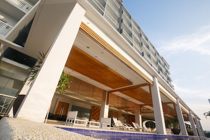 Imagen de los exteriores del Hotel Solea Mactan Resort. Foto 6
