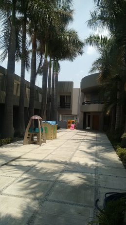 Imagen de los exteriores del Hotel Sol&eacute; Plaza Guadalajara. Foto 13