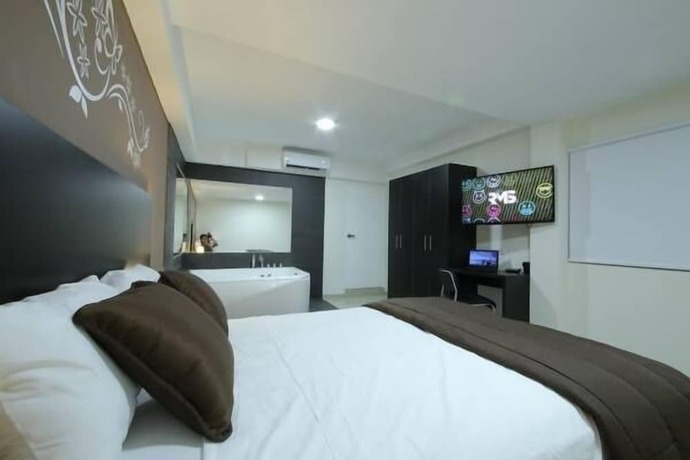 Imagen de la habitación del Hotel Solec Business. Foto 20
