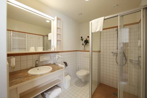 Imagen de la habitación del Hotel Sole-felsen-bad. Foto 3