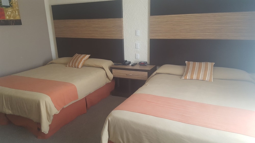 Imagen de la habitación del Hotel Soleil, Guanajuato. Foto 11