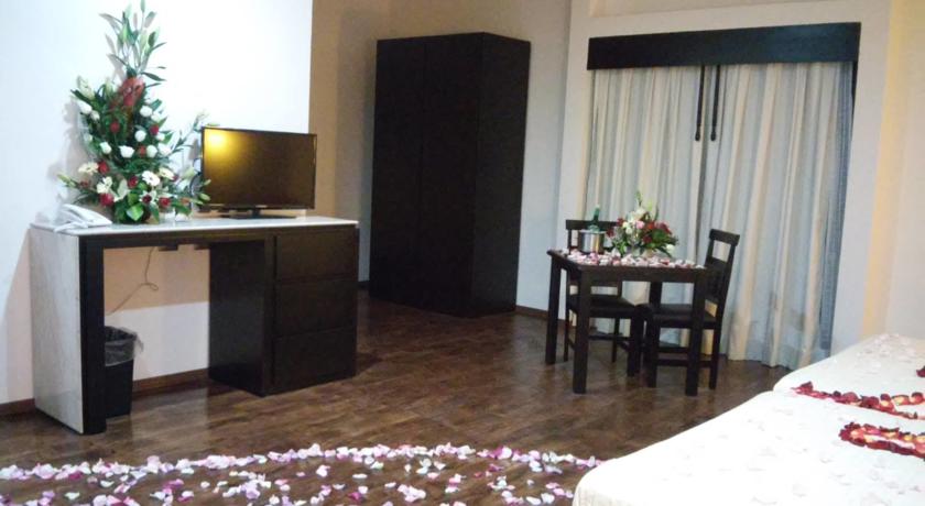 Imagen del bar/restaurante del Hotel Soleil Inn Atlixco. Foto 3