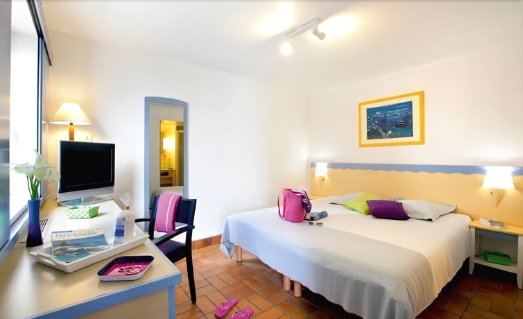 Imagen de la habitación del Hotel Soleil Vacances Résidence Club Les Salines. Foto 9