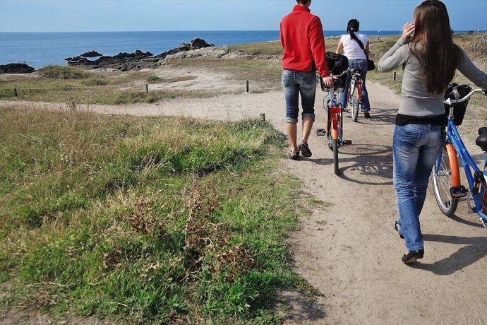 Imagen general del Hotel Soleil Vacances Résidence Club Les Salines. Foto 2