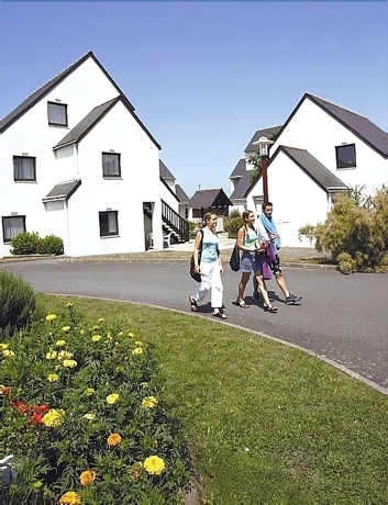 Imagen general del Hotel Soleil Vacances Résidence Club Les Salines. Foto 6