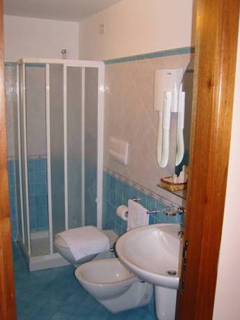 Imagen de la habitación del Hotel Solemar. Foto 6