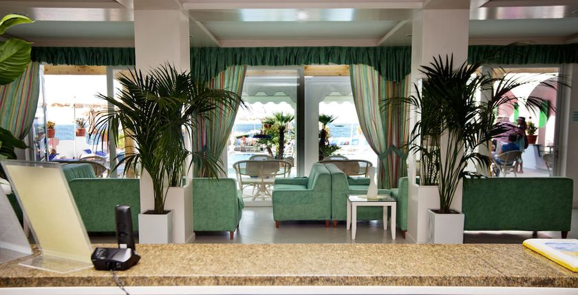 Imagen de los interiores del Hotel Solemar Terme Beach and Beauty. Foto 20