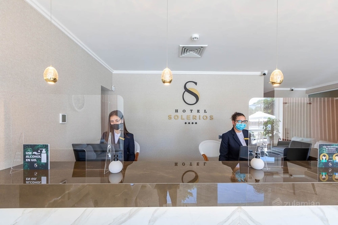 Imagen de los interiores del Hotel Solerios. Foto 18