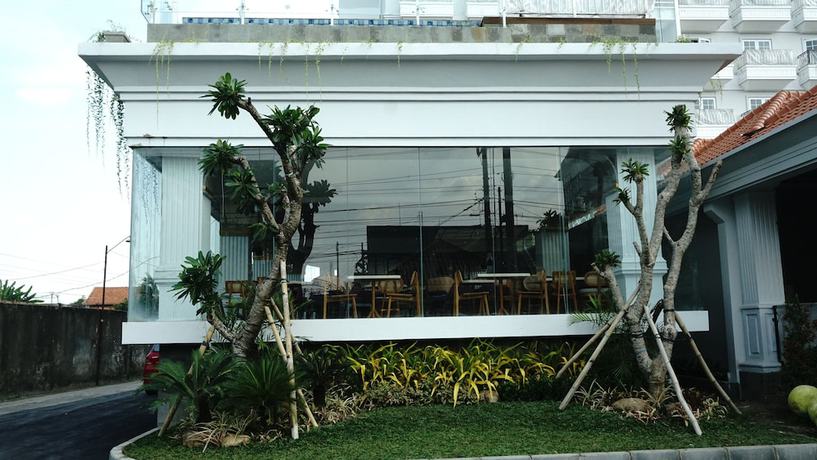 Imagen del bar/restaurante del Hotel Solia Yosodipuro Solo. Foto 4