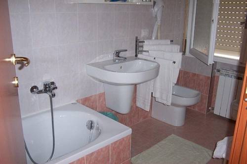 Imagen de la habitación del Hotel Solidago. Foto 5