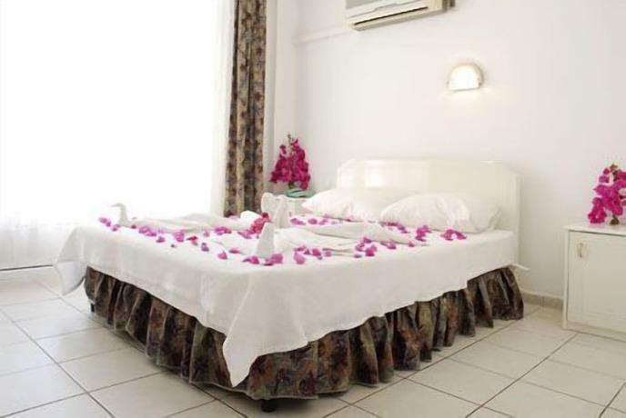 Imagen de la habitación del Hotel Solim. Foto 10
