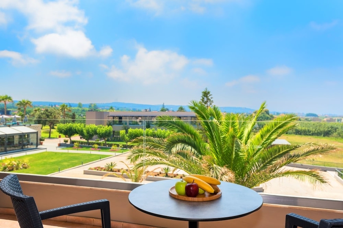 Imagen de la habitación del Hotel Solimar Aquamarine Resort. Foto 13